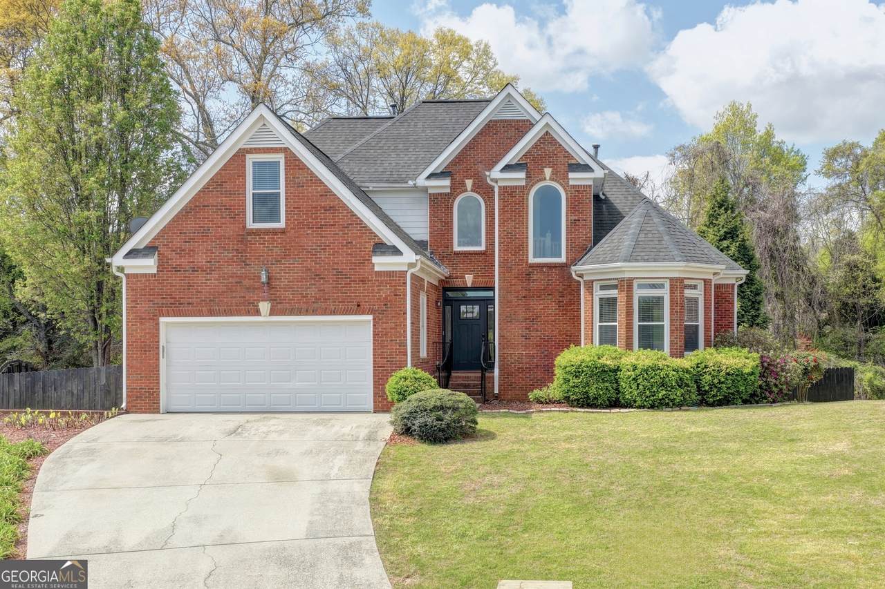 1005 Lewis Ridge Circle - Photo 1