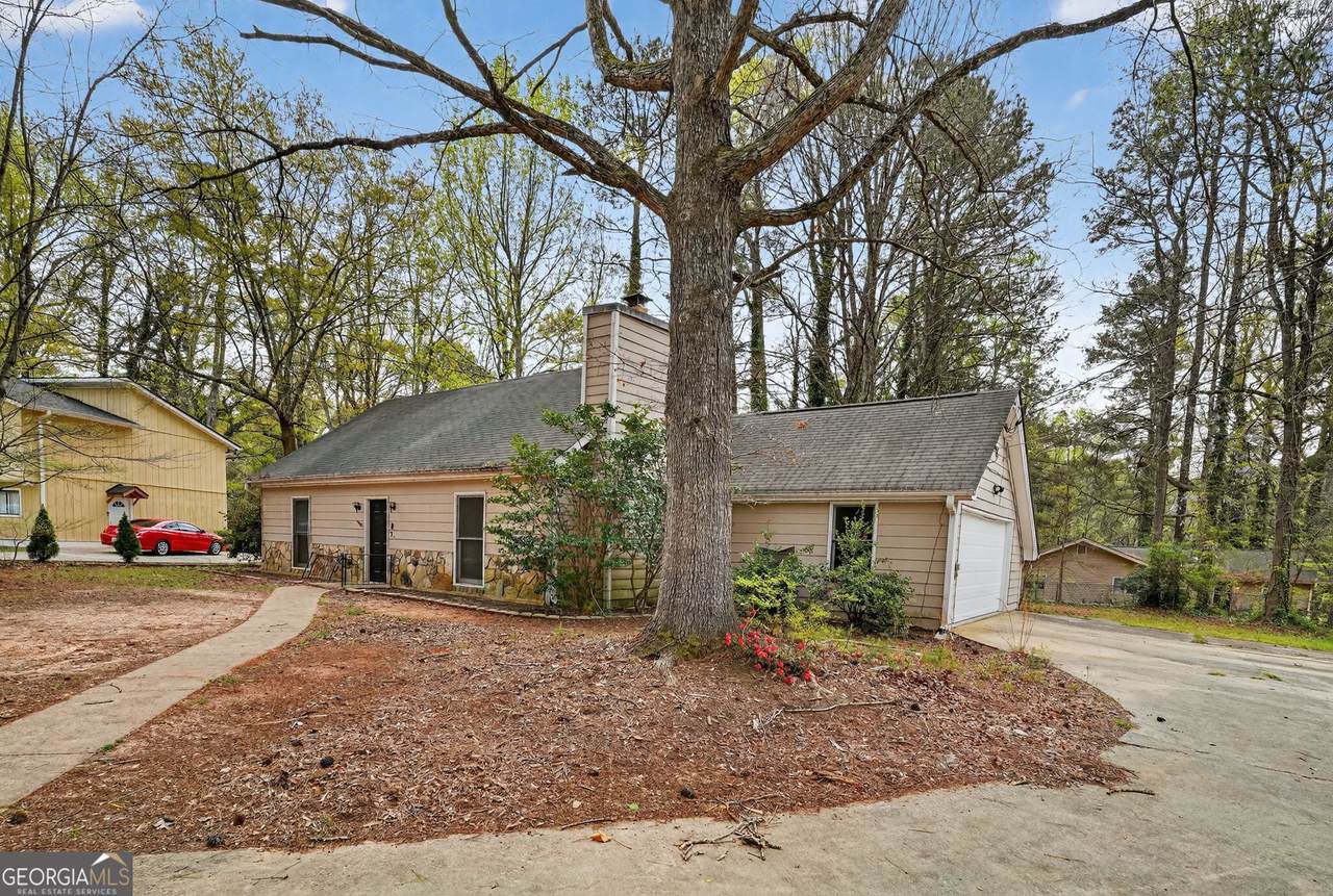 184 Cave Springs Court - Photo 1