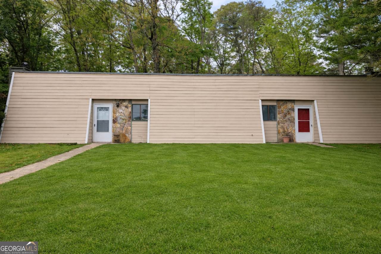 460 Rustwood Drive - Photo 1