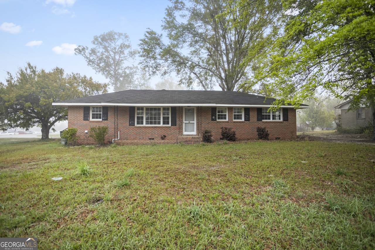 121 Canary Circle - Photo 1