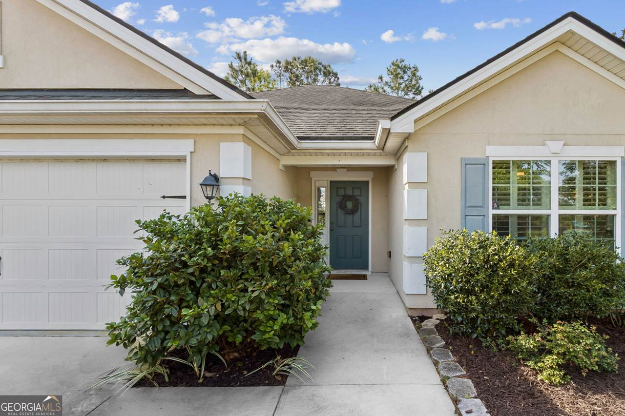 102 Brooklet Circle - Photo 1