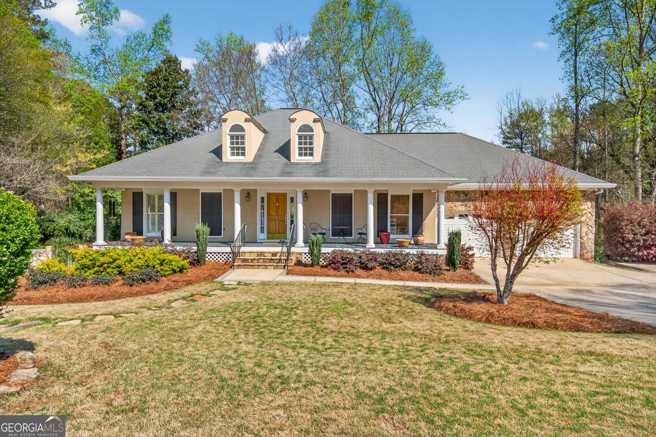 1050 Simonton Way - Photo 1