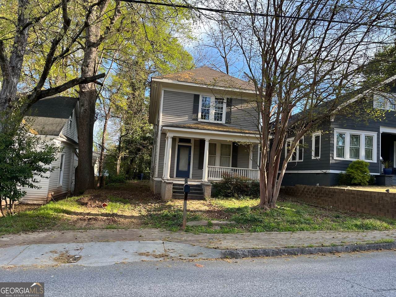 1037 Oak Street - Photo 1