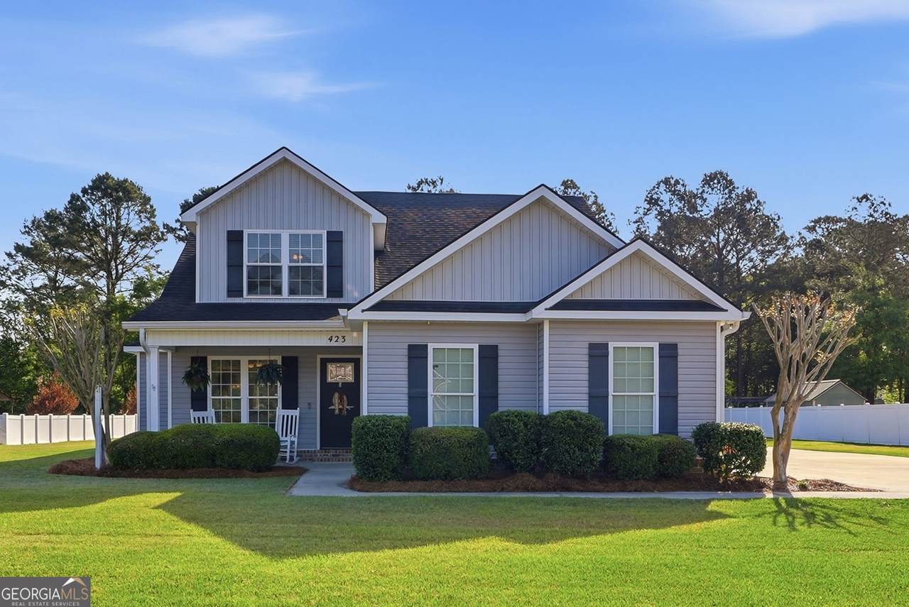 423 Small Pond Lane - Photo 1