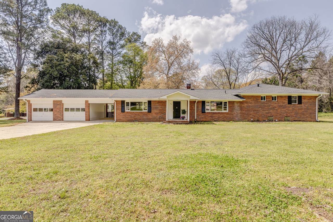207 John Phillips Road - Photo 1
