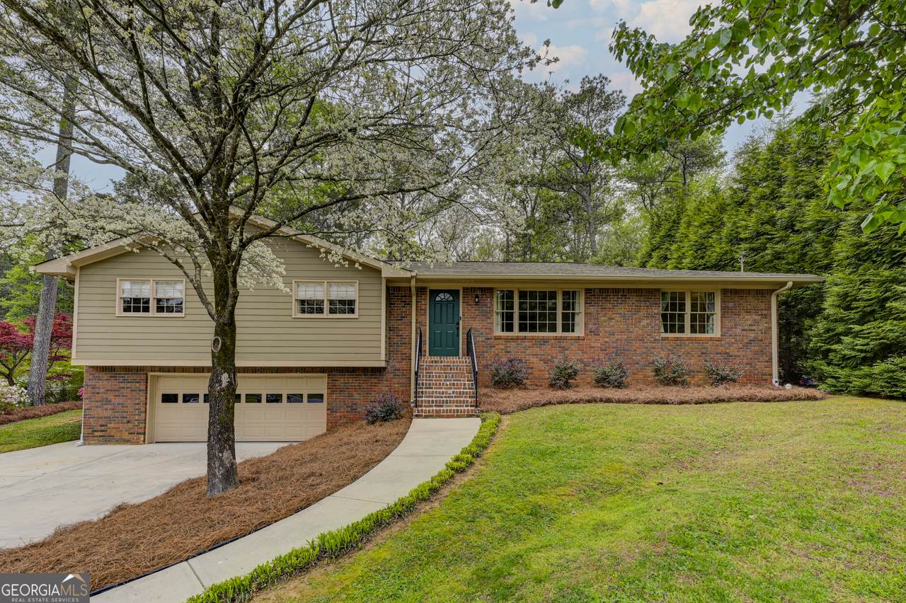2945 Wendy Lane - Photo 1
