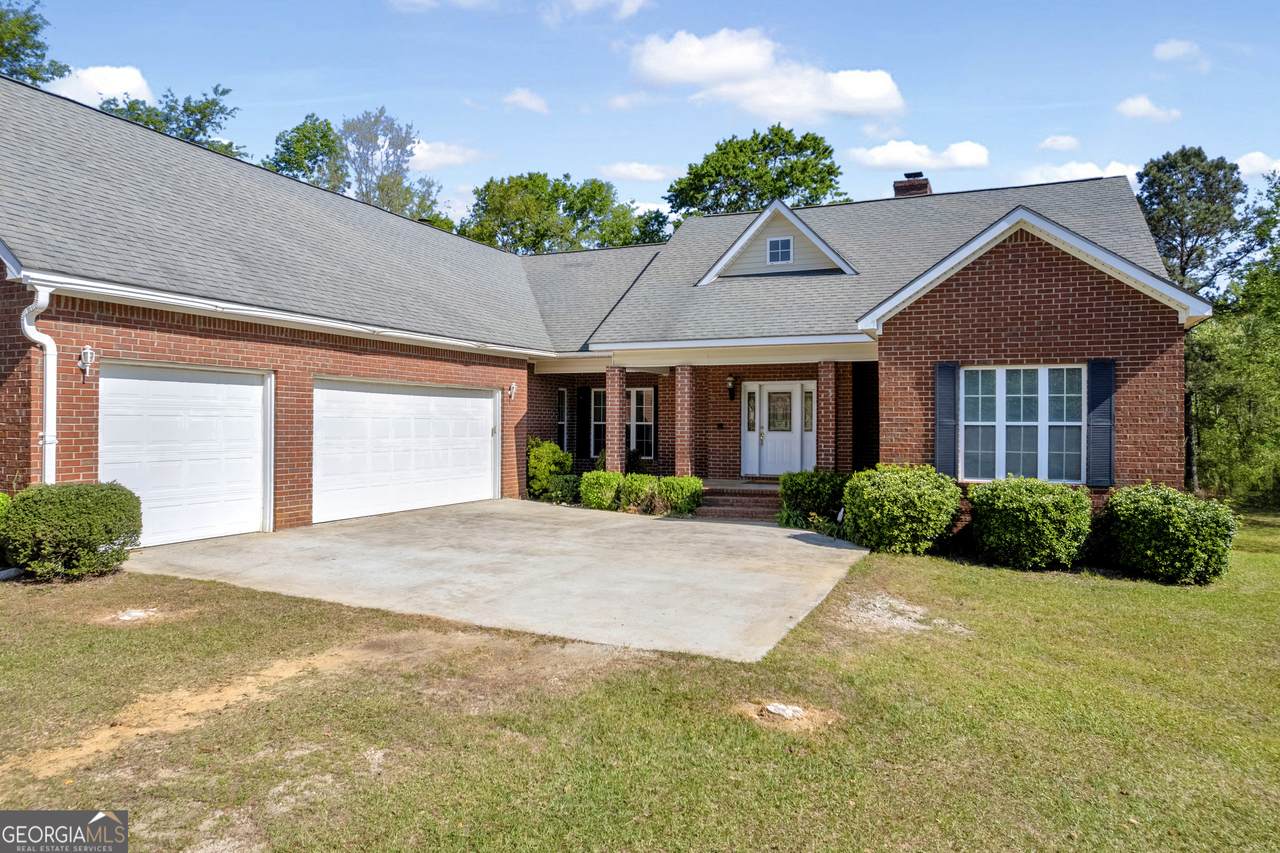 1197 Jefferson Boulevard - Photo 1