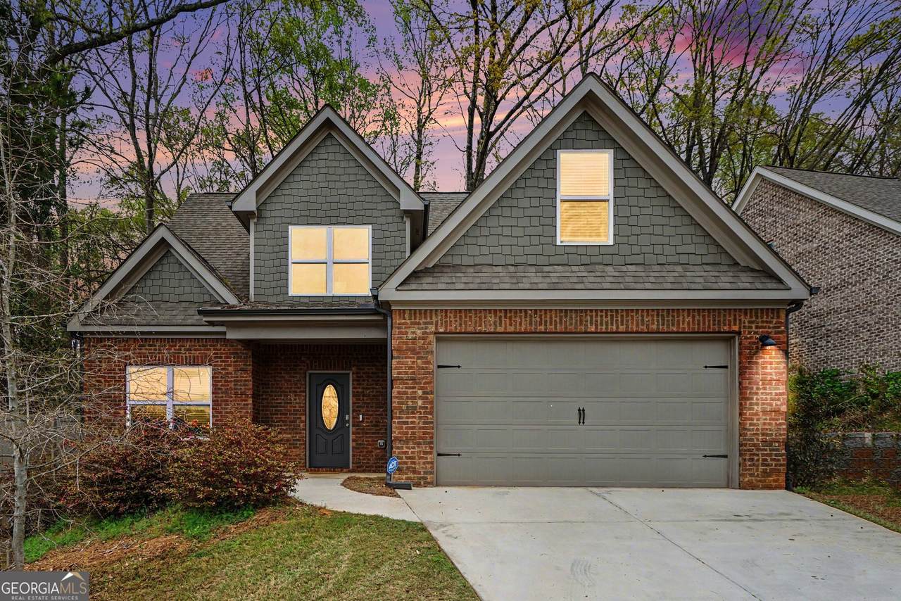 204 Towns Walk Drive - Photo 1