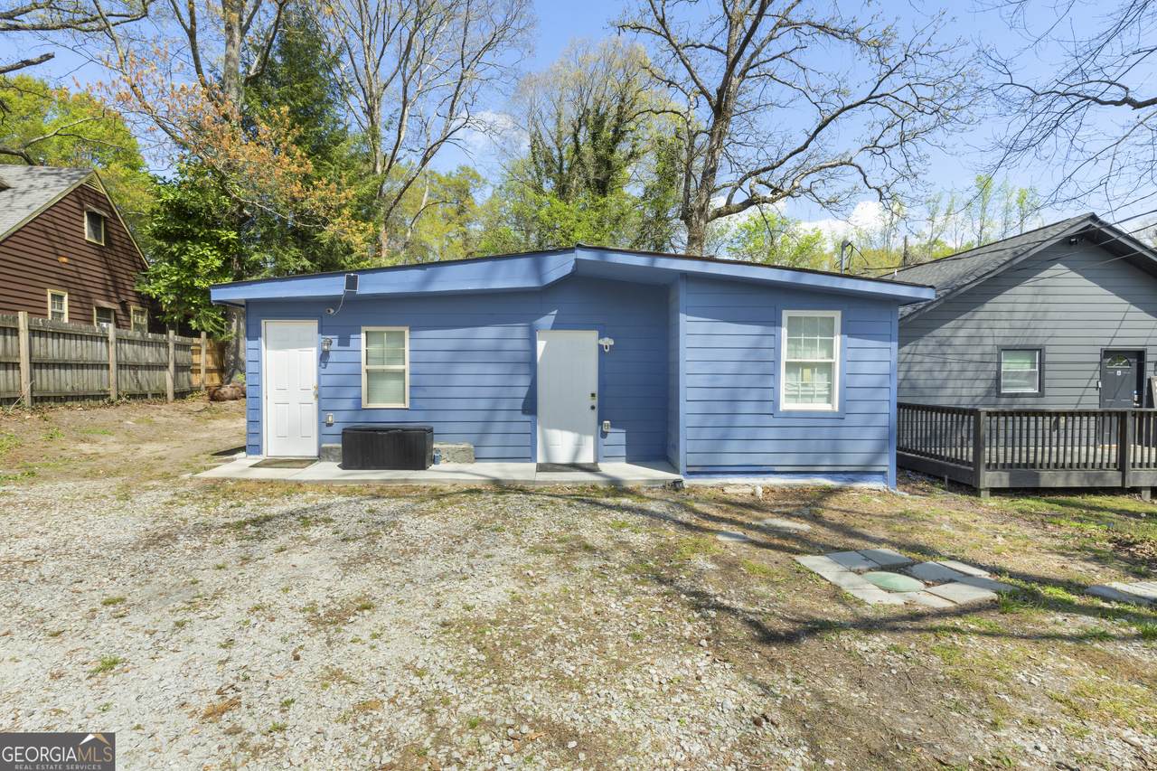 3209 Peachtree Street - Photo 1