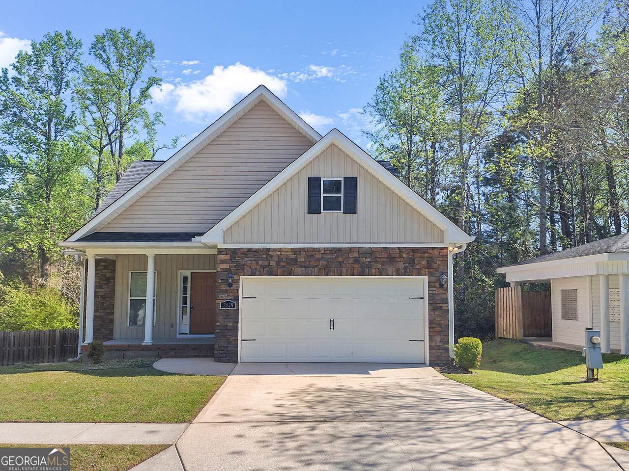 2819 Burdette Drive - Photo 1