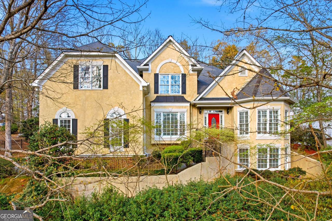 403 Henredon Hill - Photo 1