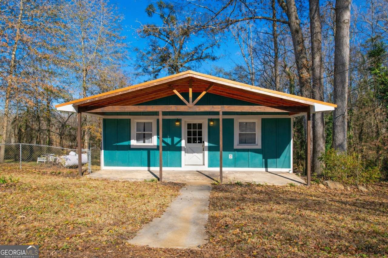 139 Cherokee Drive - Photo 1