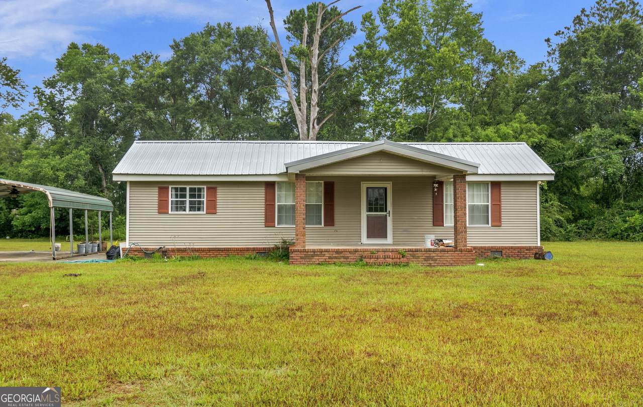 4240 White Tail Way - Photo 1
