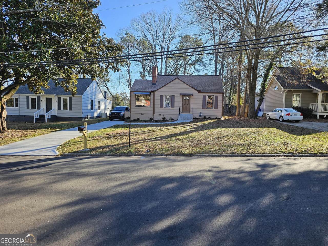 1215 Lyndale Drive - Photo 1