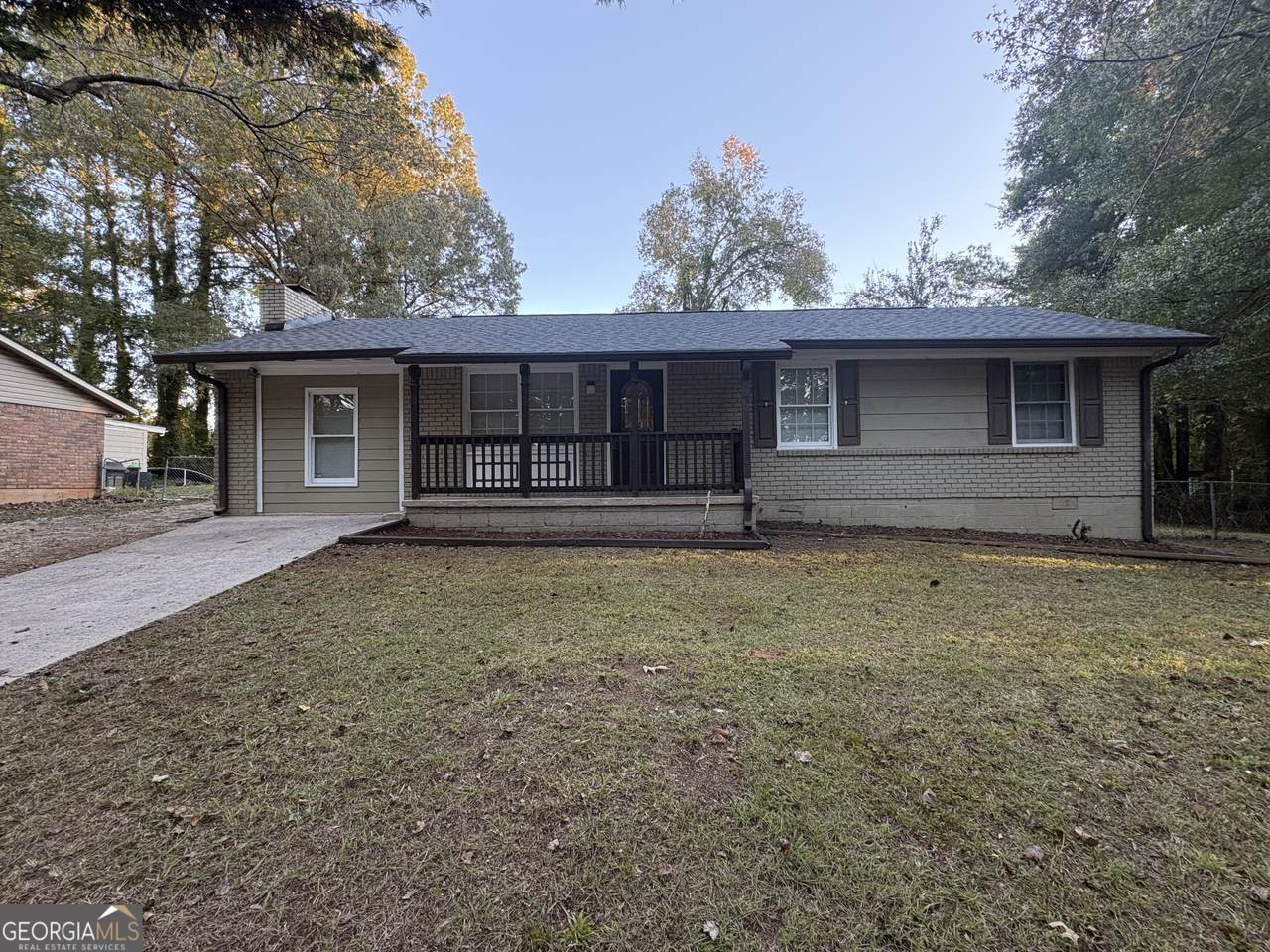 657 Utoy Court - Photo 1