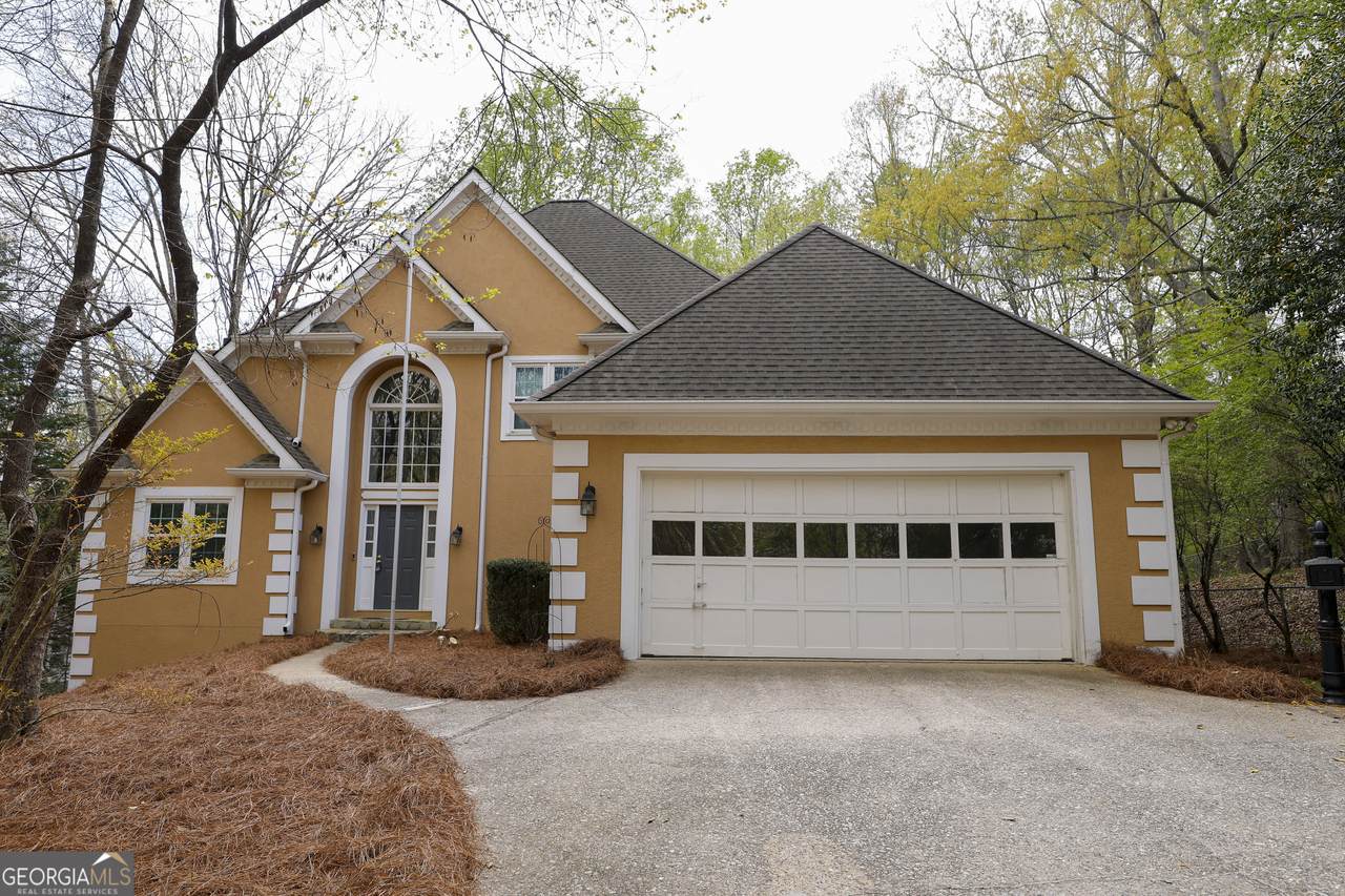 2740 Stratfield Way - Photo 1