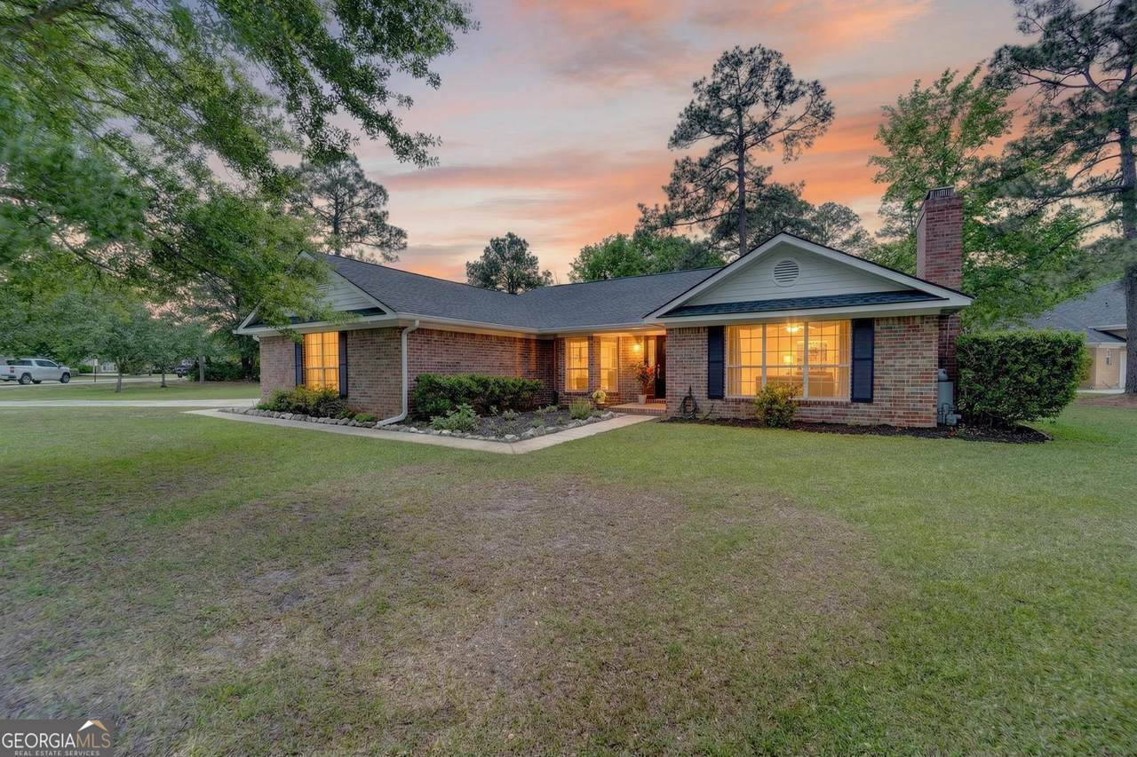420 Willowpeg Way - Photo 1