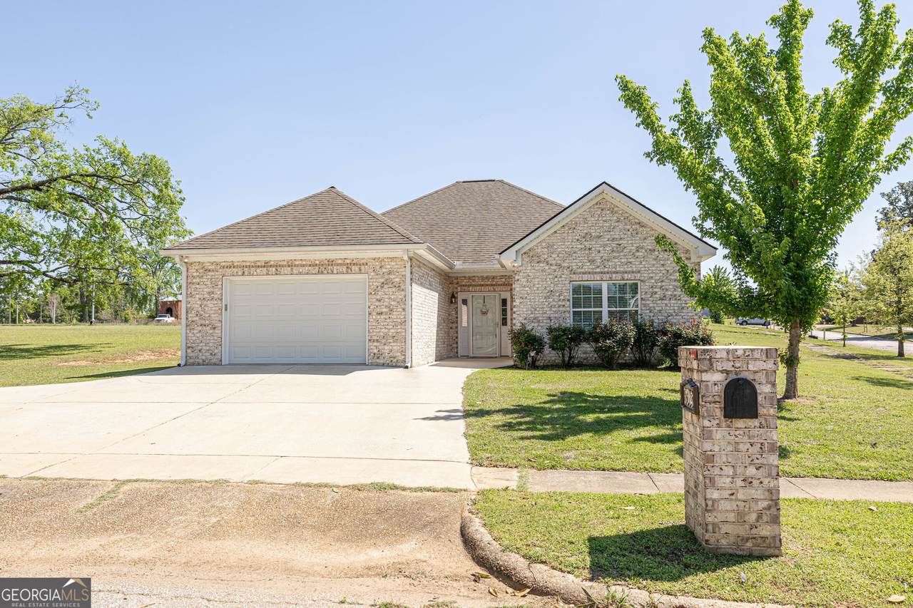 3508 23rd Drive - Photo 1