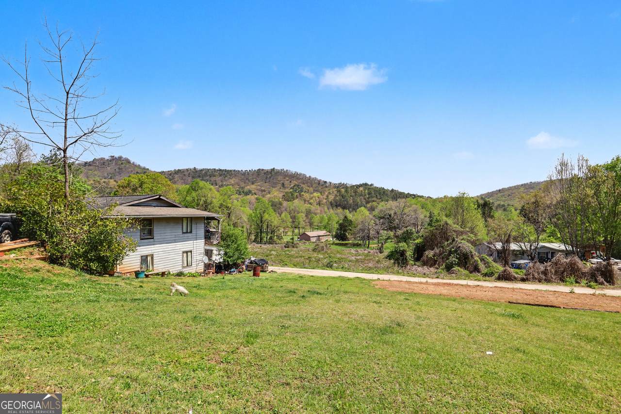 202 Old Screamer Street - Photo 1