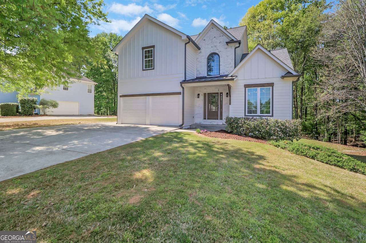 6259 Spring Lake Drive - Photo 1