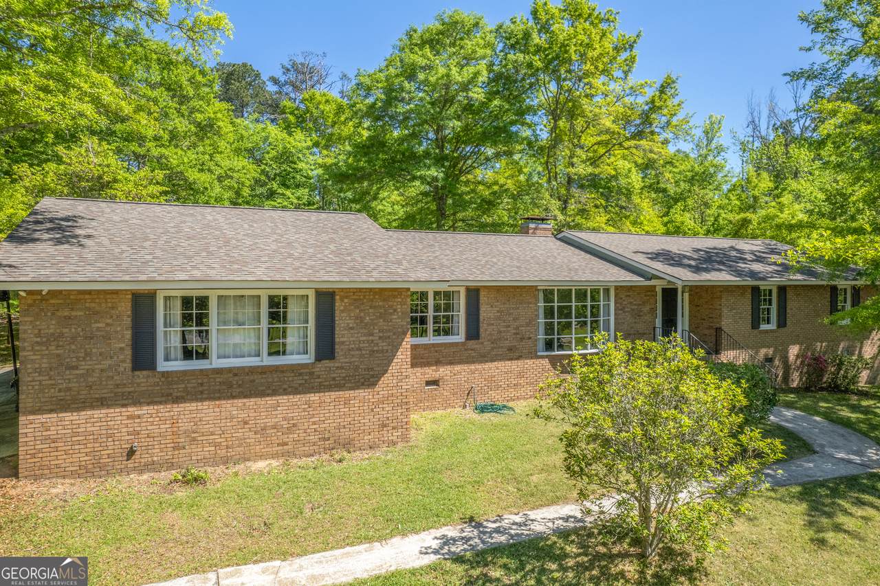 195 Marshall Road - Photo 1