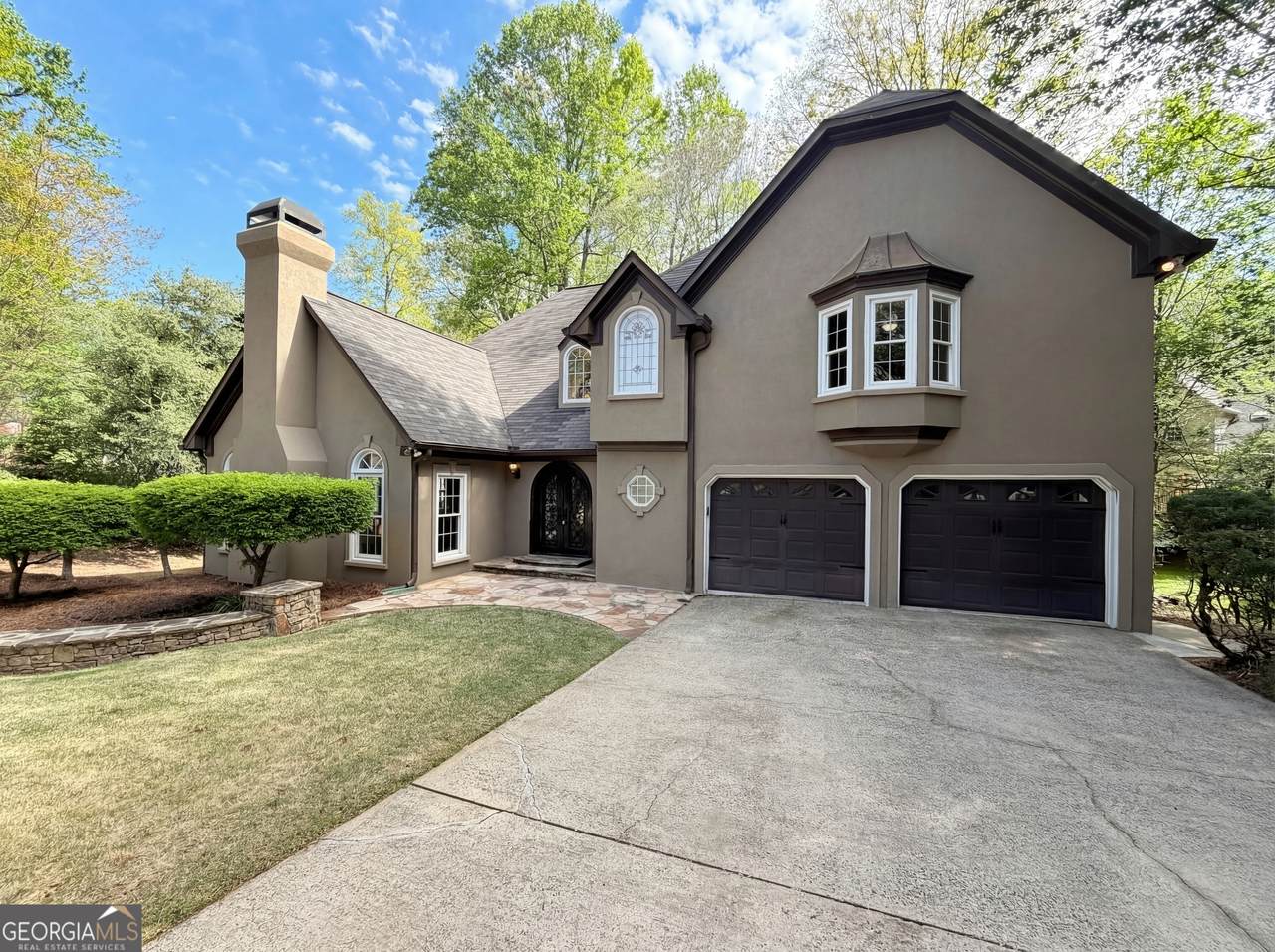 984 Forest Pond Court - Photo 1
