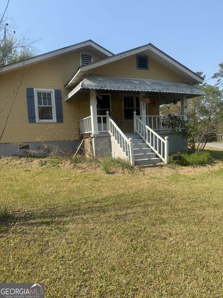 160 Pine Avenue - Photo 1