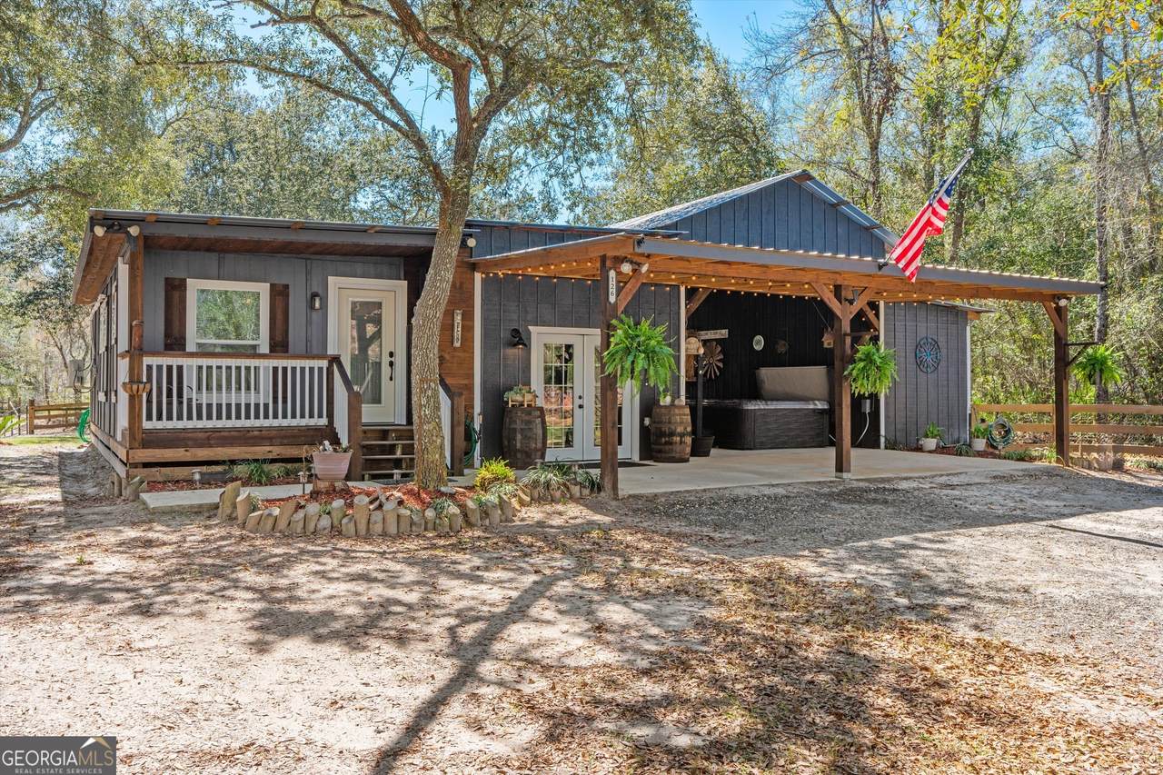 126 Flicker Lane - Photo 1