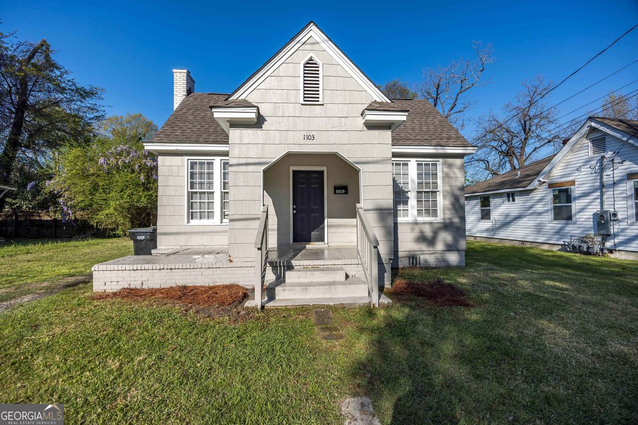 1103 Bryan Avenue - Photo 1