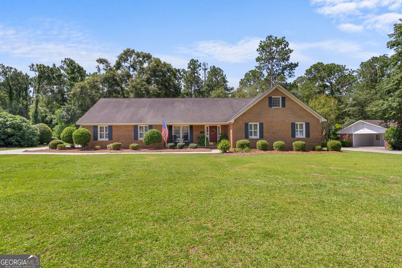 116 Evergreen Drive - Photo 1