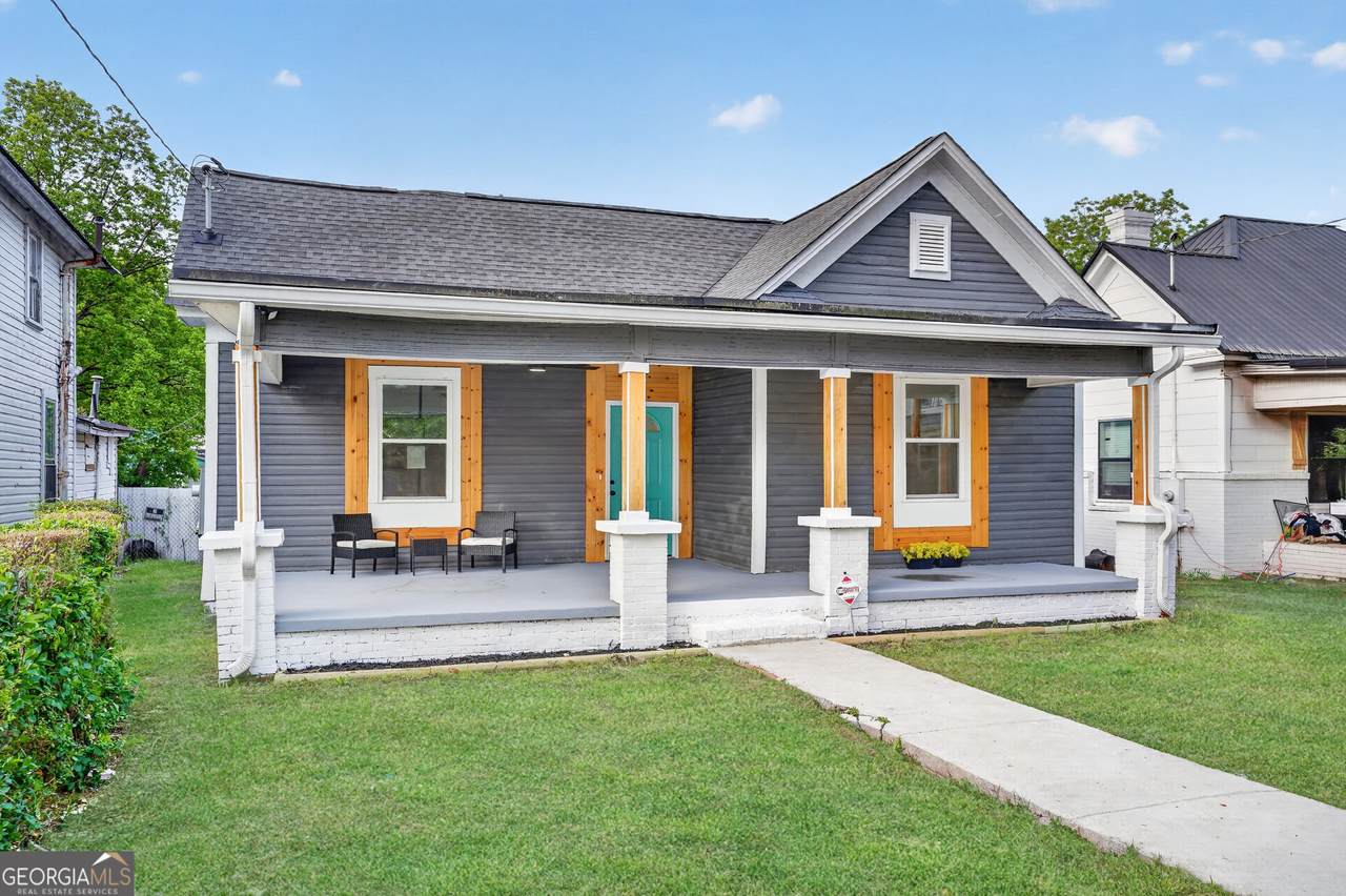 128 Gibson Street - Photo 1