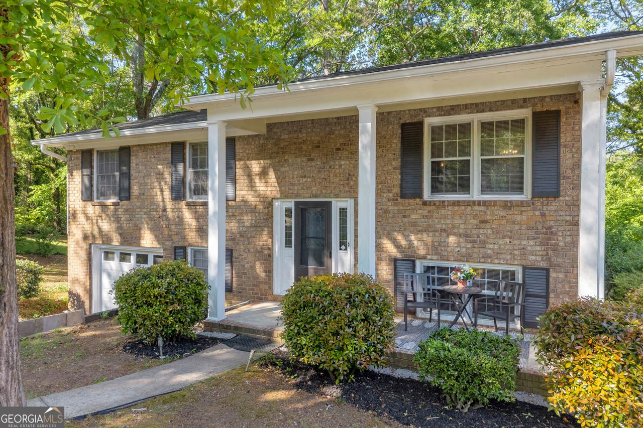 243 Rhodes Drive - Photo 1