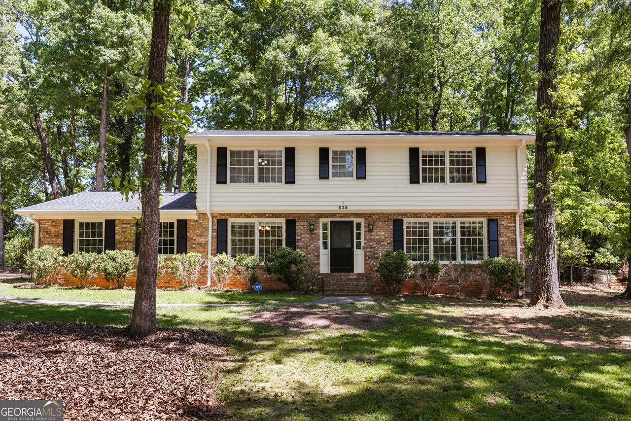 535 Brookwood Drive - Photo 1