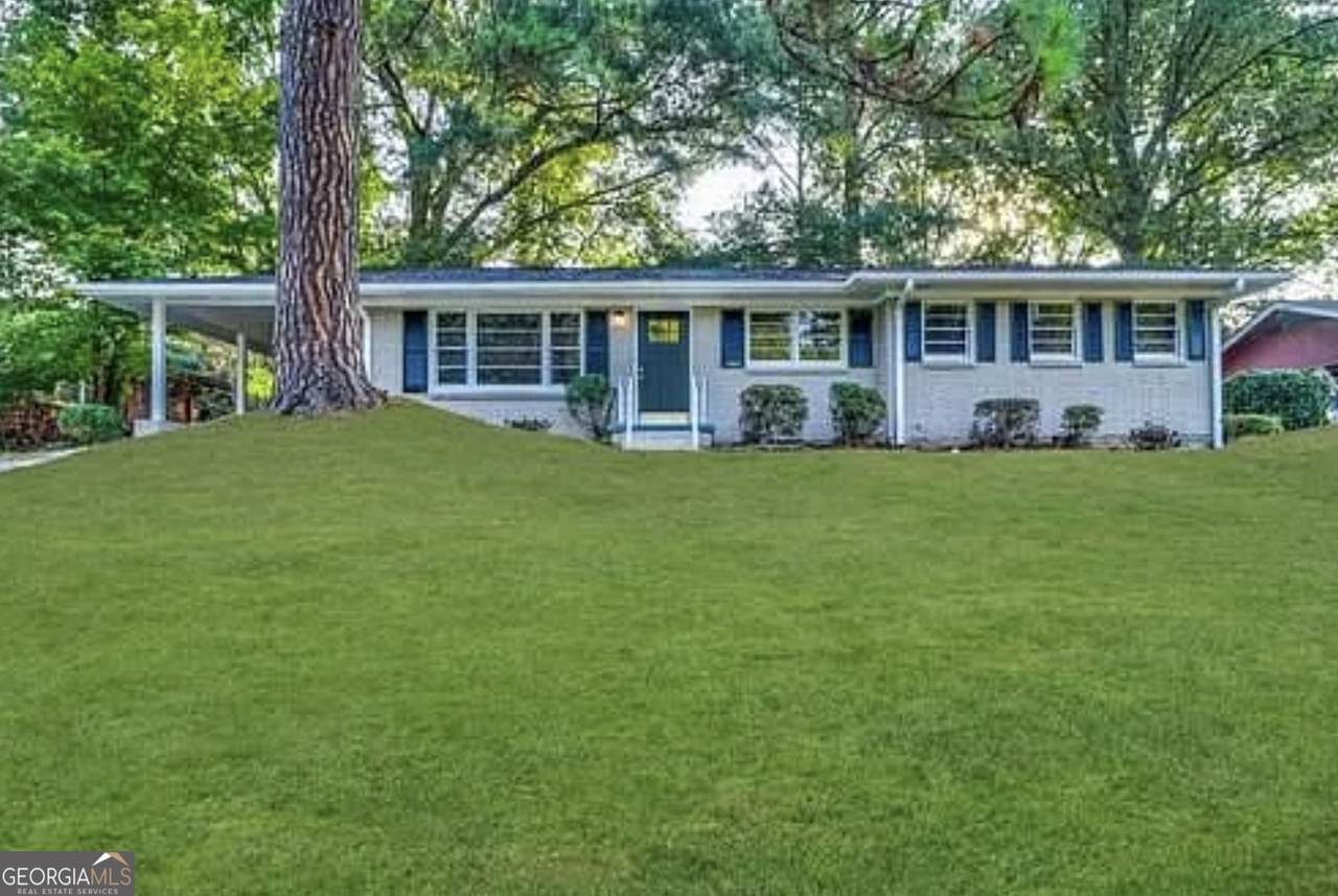 1890 Idlewood Drive - Photo 1