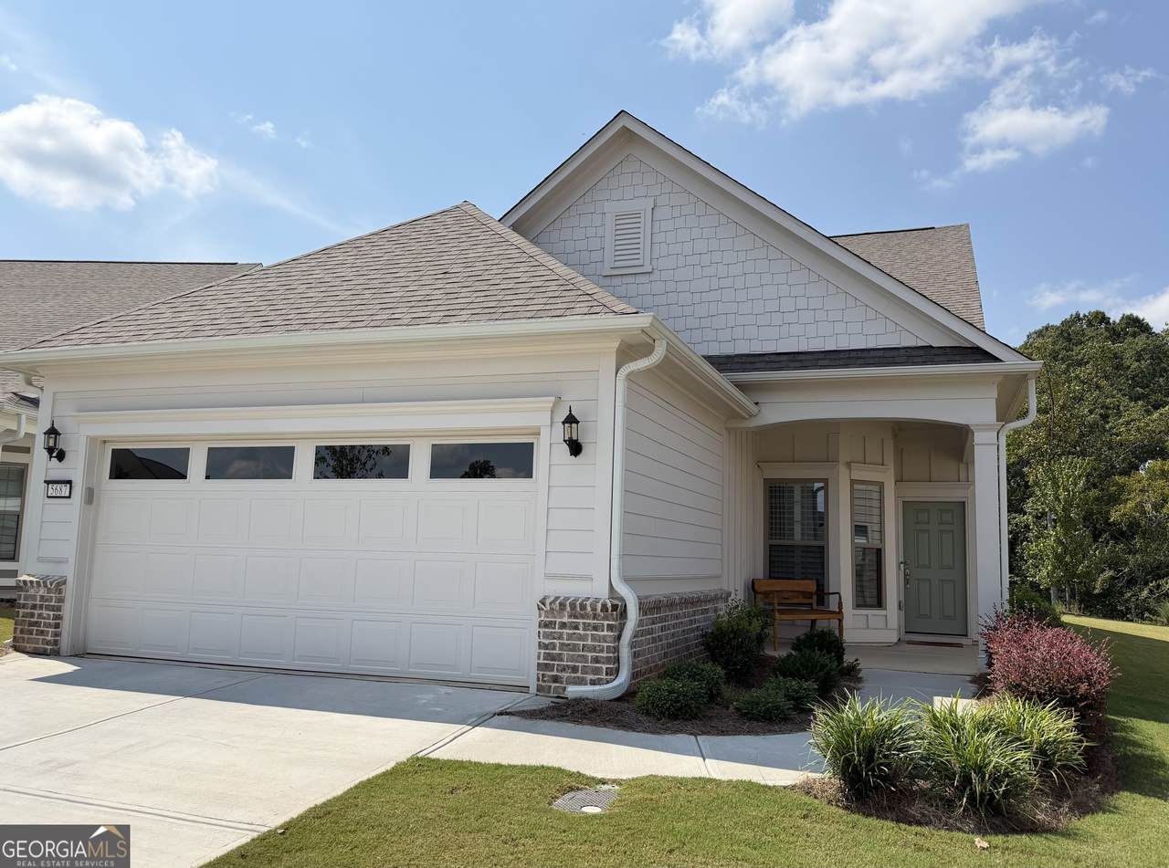 5687 Villa Crest Drive - Photo 1