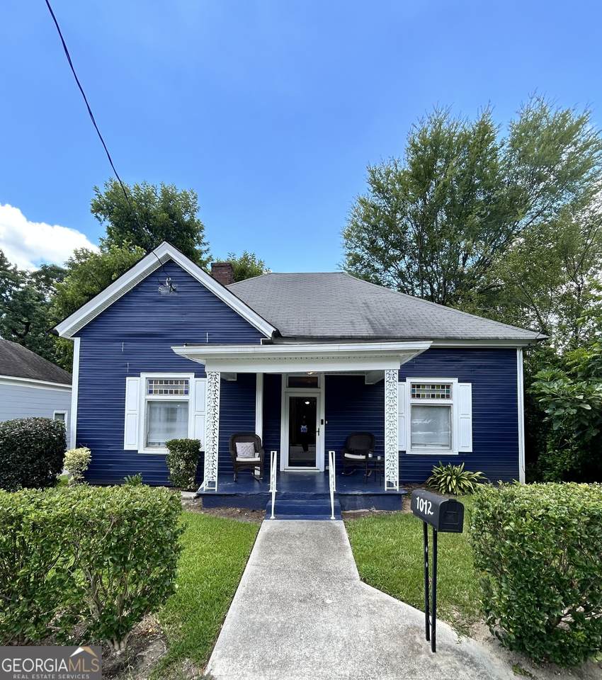 1012 Institute Street - Photo 1