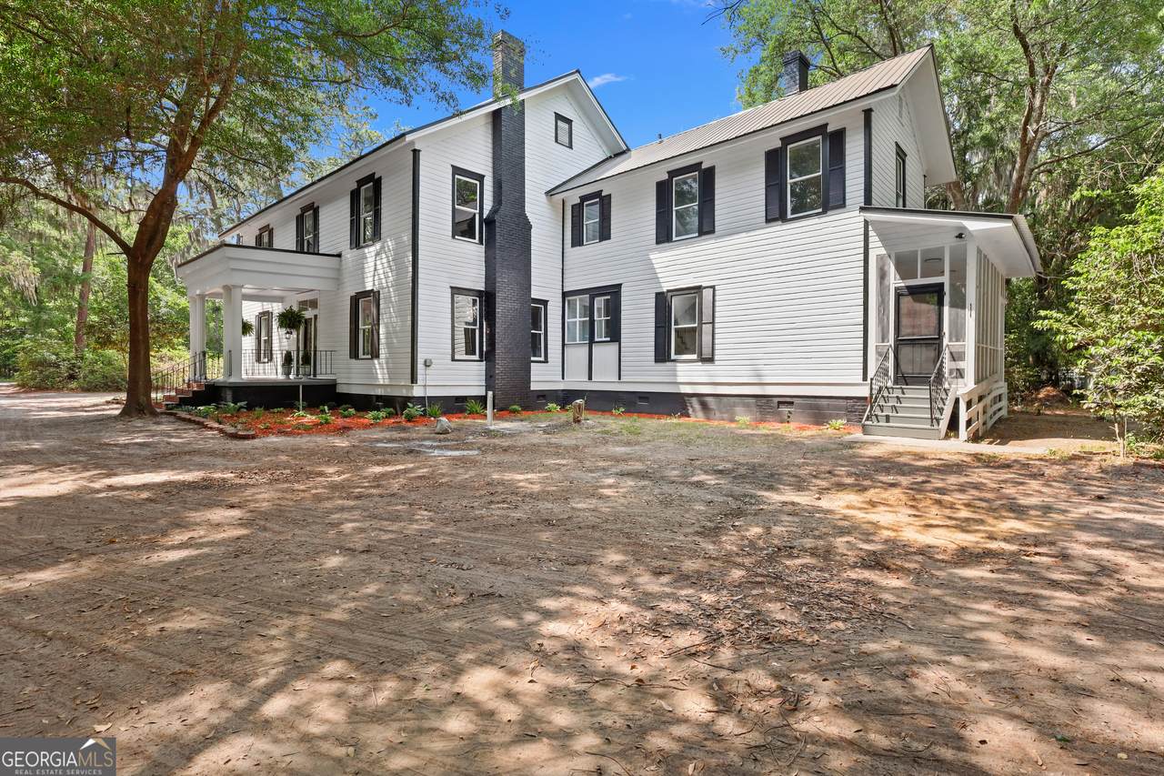 674 Dunlevie Road - Photo 1
