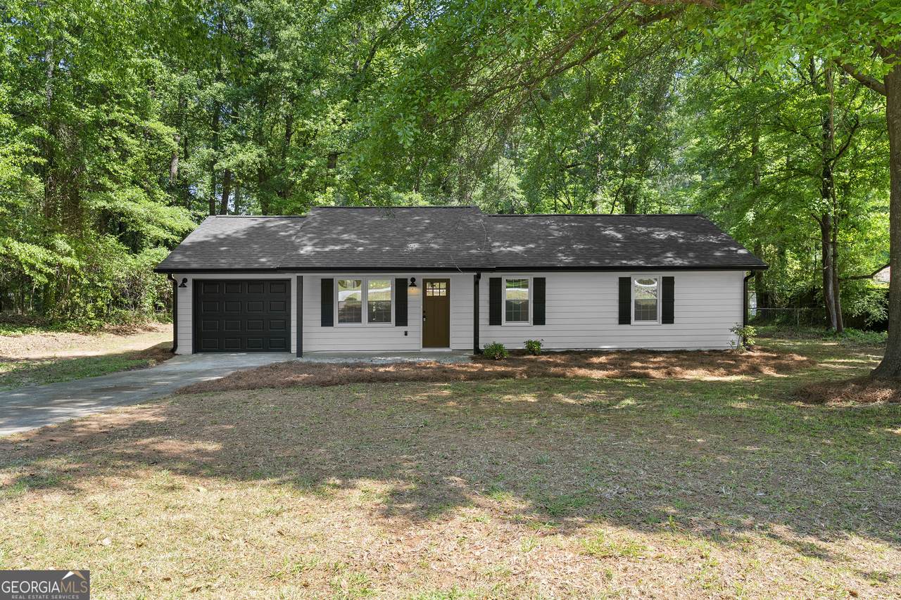 850 King Drive - Photo 1