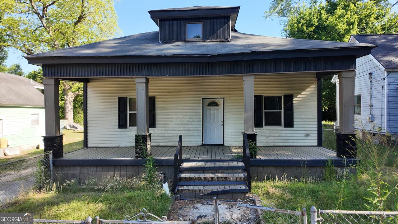 228 Academy Street - Photo 1