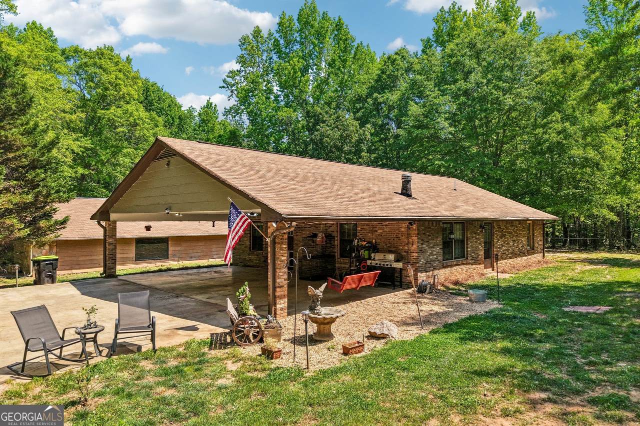 241 Busbin Road - Photo 1