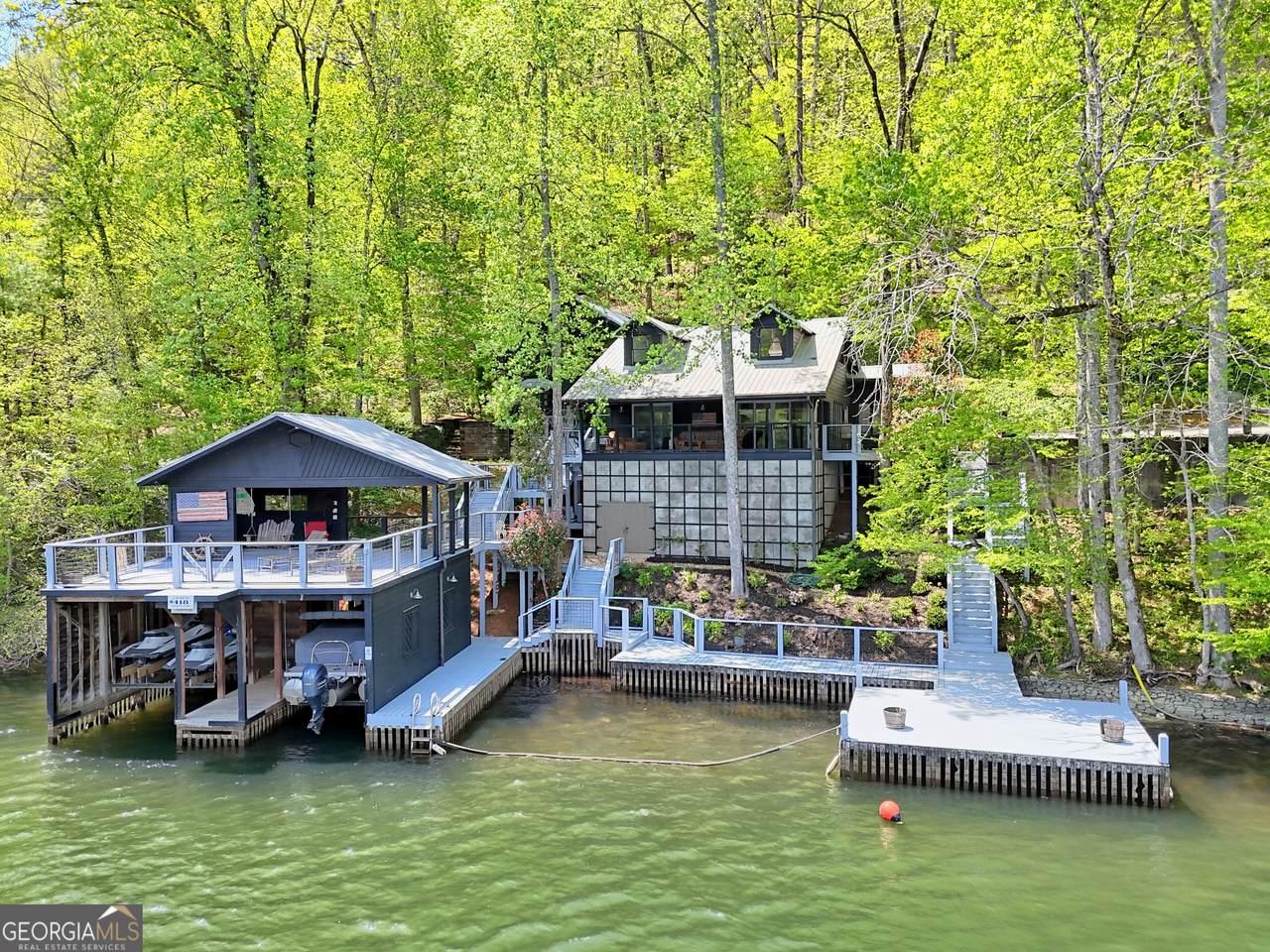 418 Vickers Road - Photo 1
