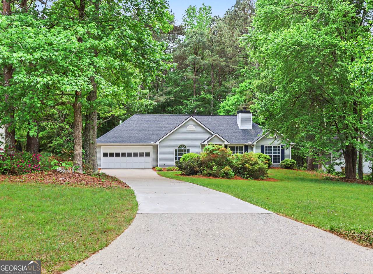 2365 Holly Branch Drive - Photo 1