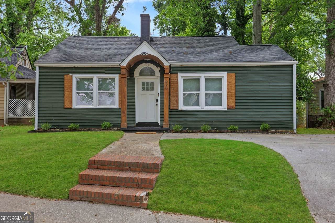 920 Lawton Street - Photo 1