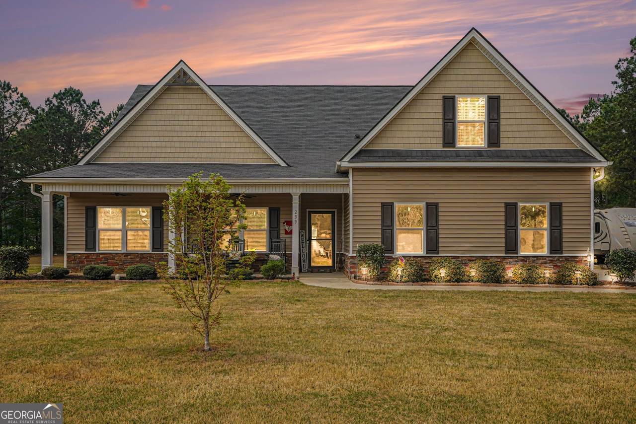 239 Dixon Circle - Photo 1