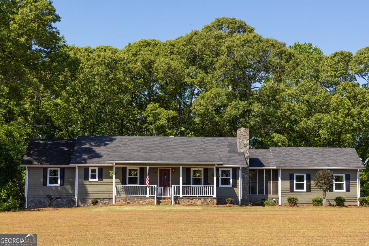 976 Windsweep Farm Road - Photo 1