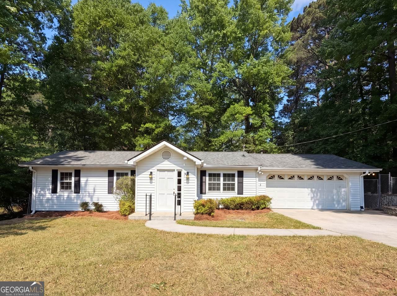 601 Kingston Lane - Photo 1