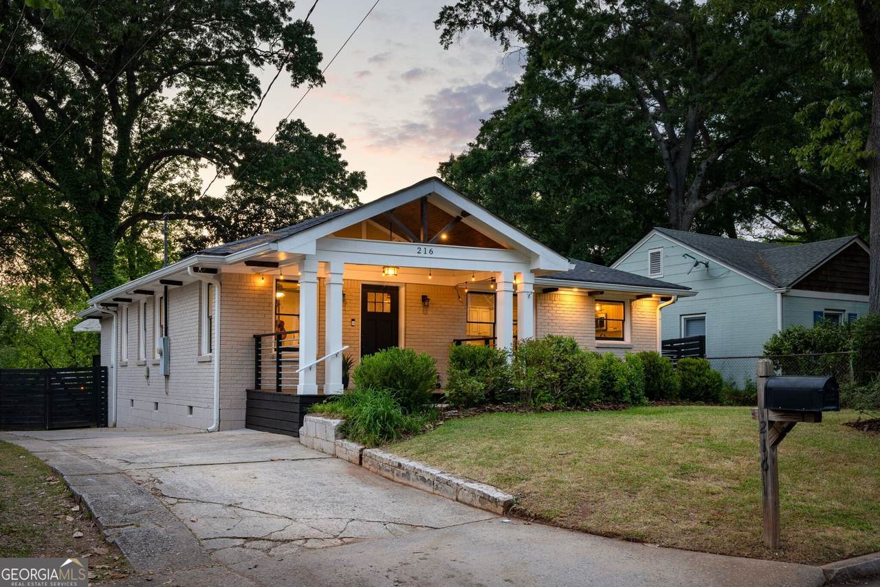 216 Sisson Avenue - Photo 1