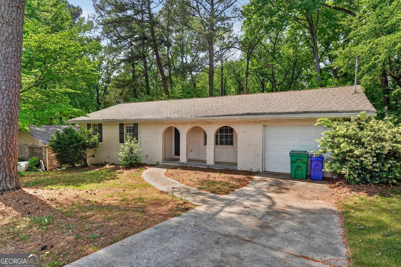 2791 Knollview Drive - Photo 1