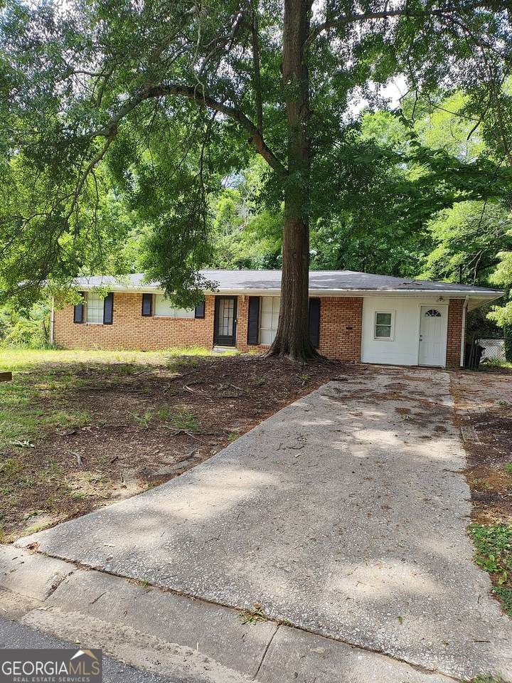 7327 Howard Circle - Photo 1