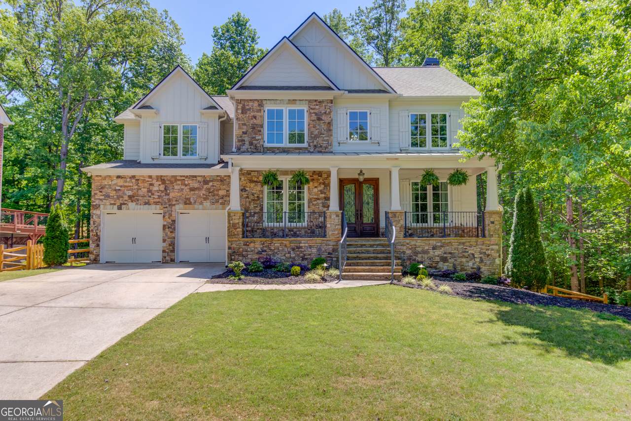 7035 Mountain Crossing - Photo 1